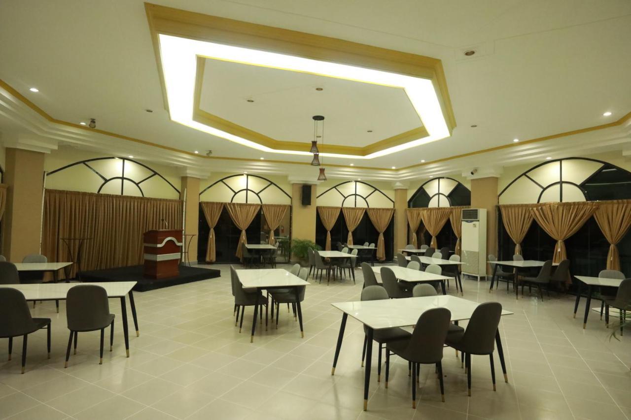 Bohol Plaza Mountain Resort And Restaurant Dauis Bagian luar foto