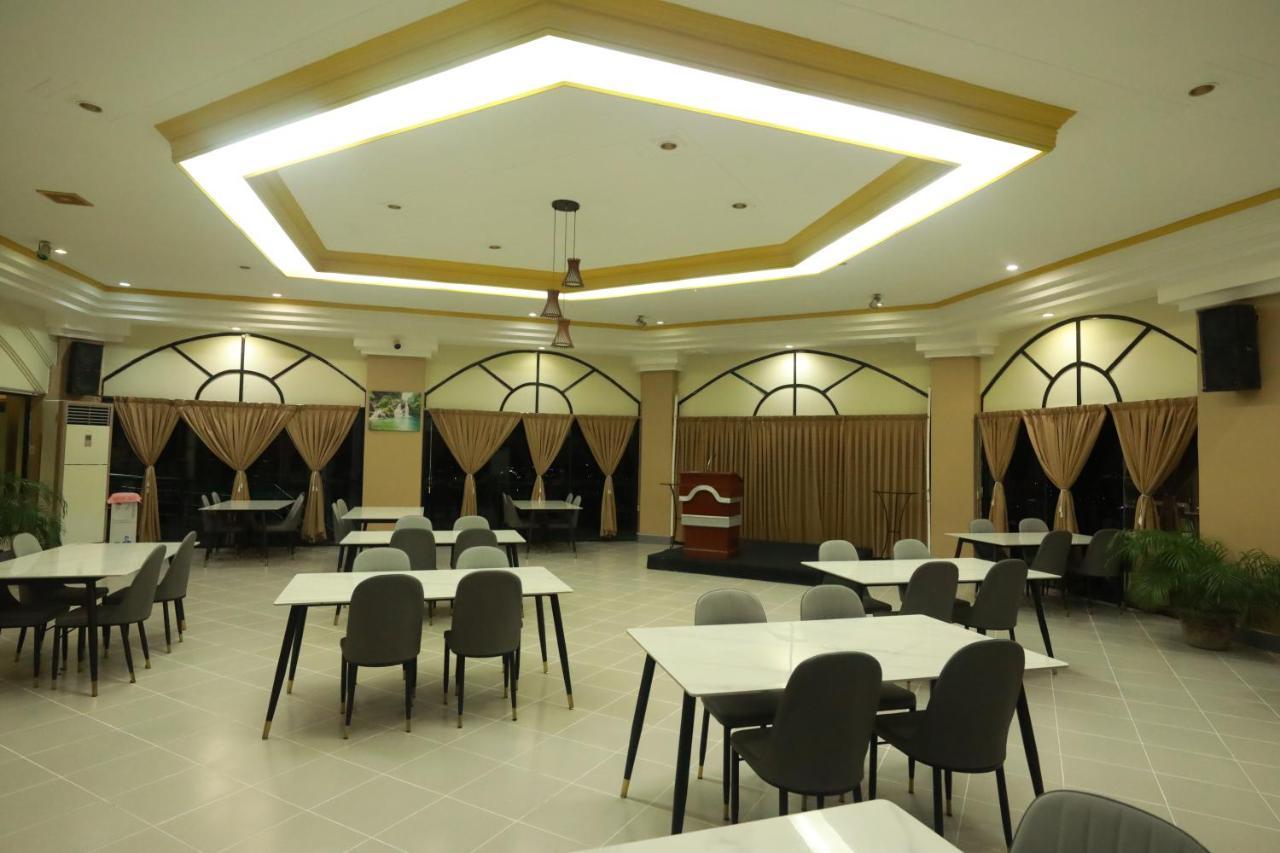 Bohol Plaza Mountain Resort And Restaurant Dauis Bagian luar foto