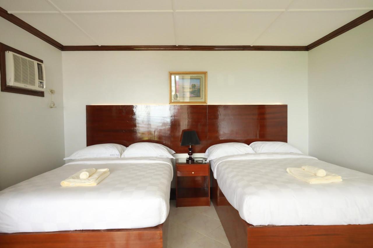 Bohol Plaza Mountain Resort And Restaurant Dauis Bagian luar foto