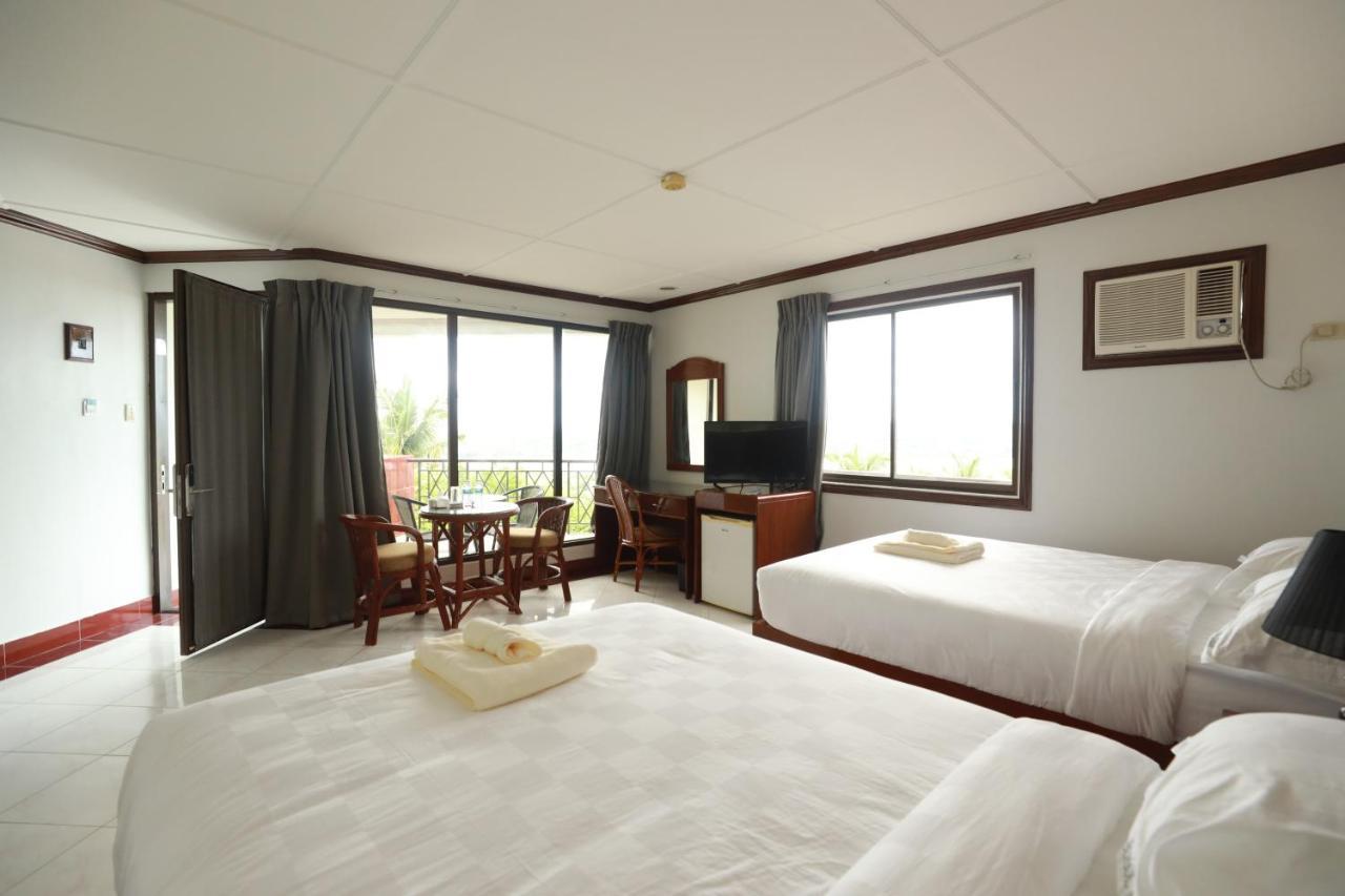Bohol Plaza Mountain Resort And Restaurant Dauis Bagian luar foto