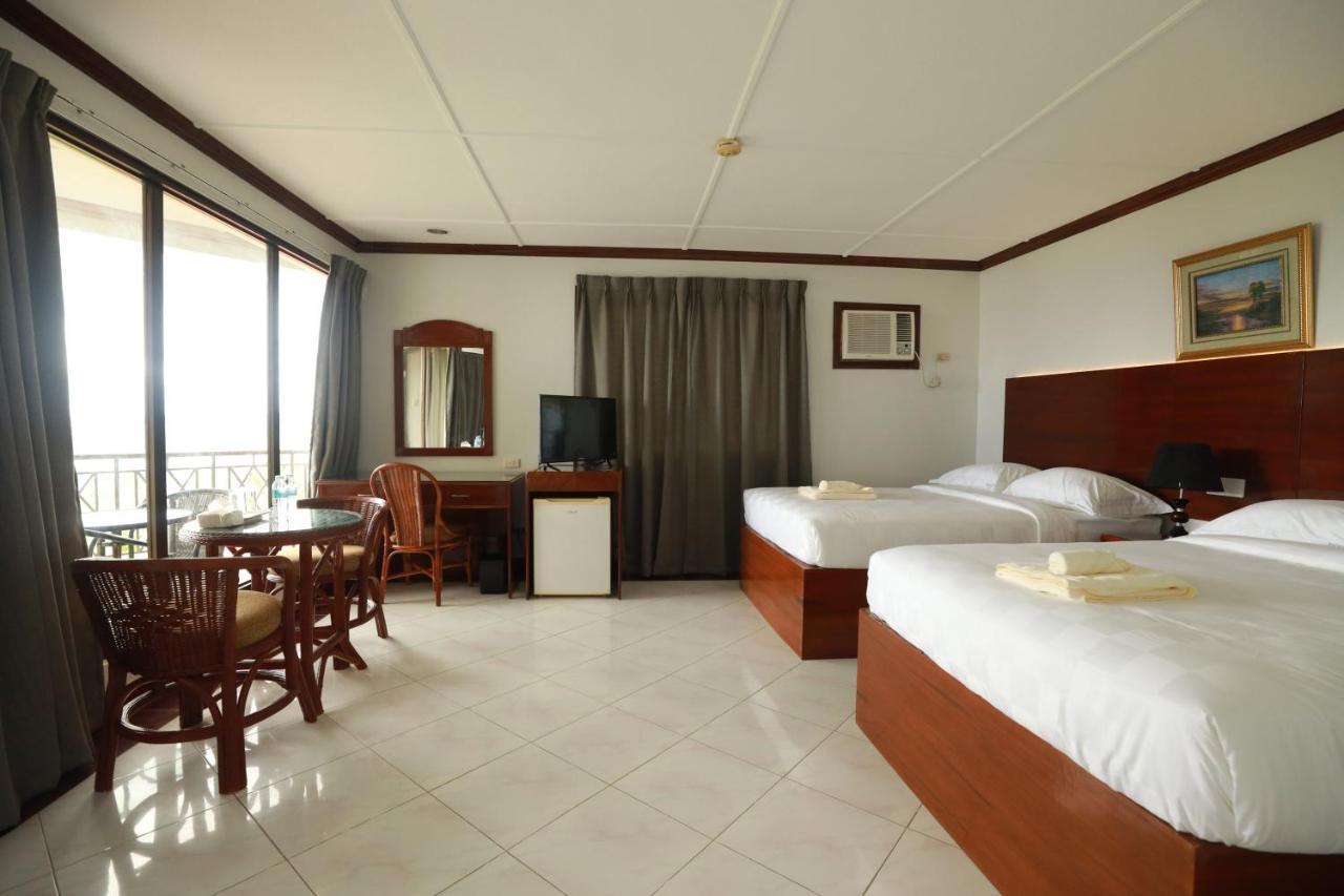 Bohol Plaza Mountain Resort And Restaurant Dauis Bagian luar foto